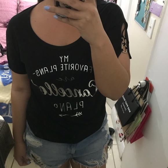 Black graphic tee shirt with sleeve detail - Picture 5 of 6